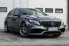 Mercedes-Benz C 63 AMG AMG C 63 Farmari (AC) 5ov 3982cm3 A, vm. 2020, 35 tkm (1 / 21)