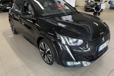 Peugeot e-208 GT 50kWh 136 Automaatti, vm. 2021, 60 tkm (2 / 10)