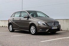 Mercedes-Benz B 180 CDI BE A Premium Business, vm. 2013, 135 tkm (2 / 15)