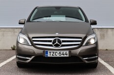 Mercedes-Benz B 180 CDI BE A Premium Business, vm. 2013, 135 tkm (3 / 15)