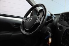 Toyota AYGO 1,0 VVT-i x-play 5ov, vm. 2017, 168 tkm (9 / 17)