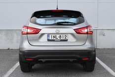 Nissan Qashqai DIG-T 115 Acenta 2WD Xtronic E6 Safety Pack, vm. 2017, 104 tkm (5 / 16)