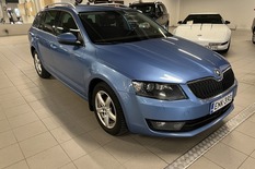 Skoda Octavia Combi 1,6 TDI 105 Elegance DSG Autom., vm. 2015, 294 tkm (2 / 12)