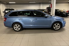 Skoda Octavia Combi 1,6 TDI 105 Elegance DSG Autom., vm. 2015, 294 tkm (3 / 12)