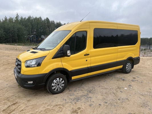 Ford Transit 2,0 TDCi  M6 Etuveto  L2H2 Retkeilyauto 3+3, vm. 2023, 83 tkm