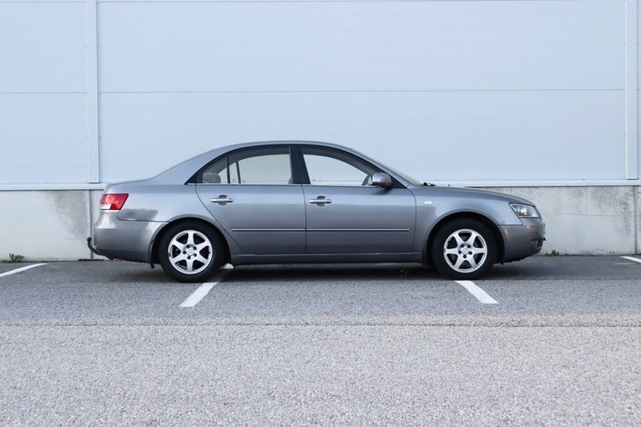 Hyundai Sonata 2,4 GLS 4d A/C, vm. 2006, 265 tkm (3 / 14)