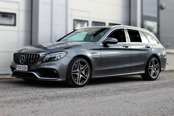 Mercedes-Benz C 63 AMG AMG C 63 Farmari (AC) 5ov 3982cm3 A, vm. 2020, 35 tkm (3 / 21)