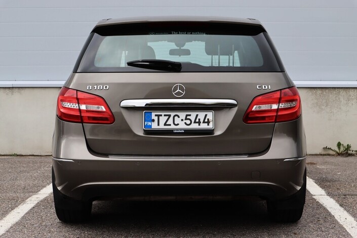 Mercedes-Benz B 180 CDI BE A Premium Business, vm. 2013, 135 tkm (6 / 15)