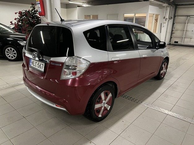 Honda Jazz 5D Hybrid Comfort, vm. 2015, 111 tkm (4 / 14)